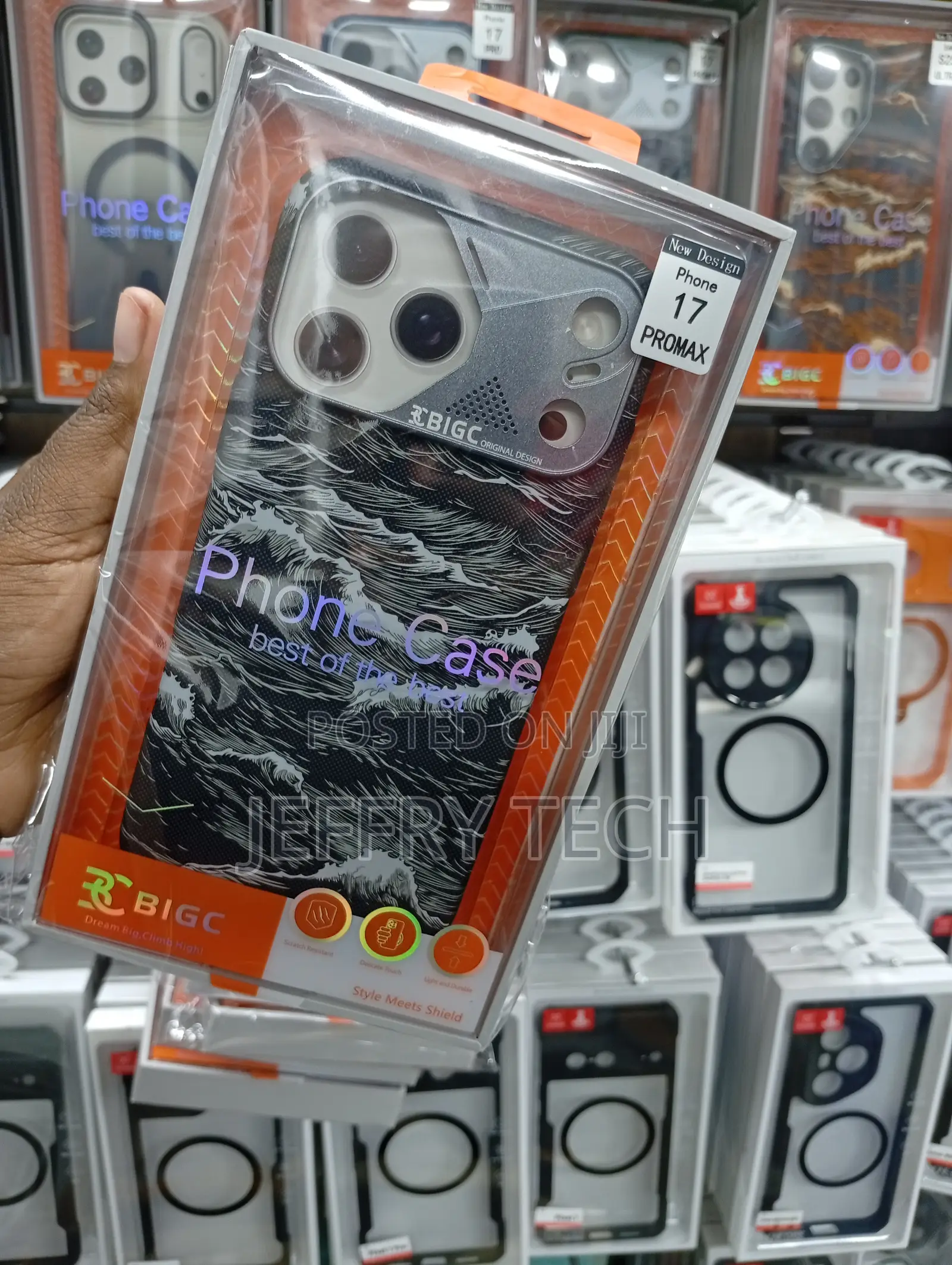 iPhone 17 Pro Max Dramatic Ocean Waves Cover
