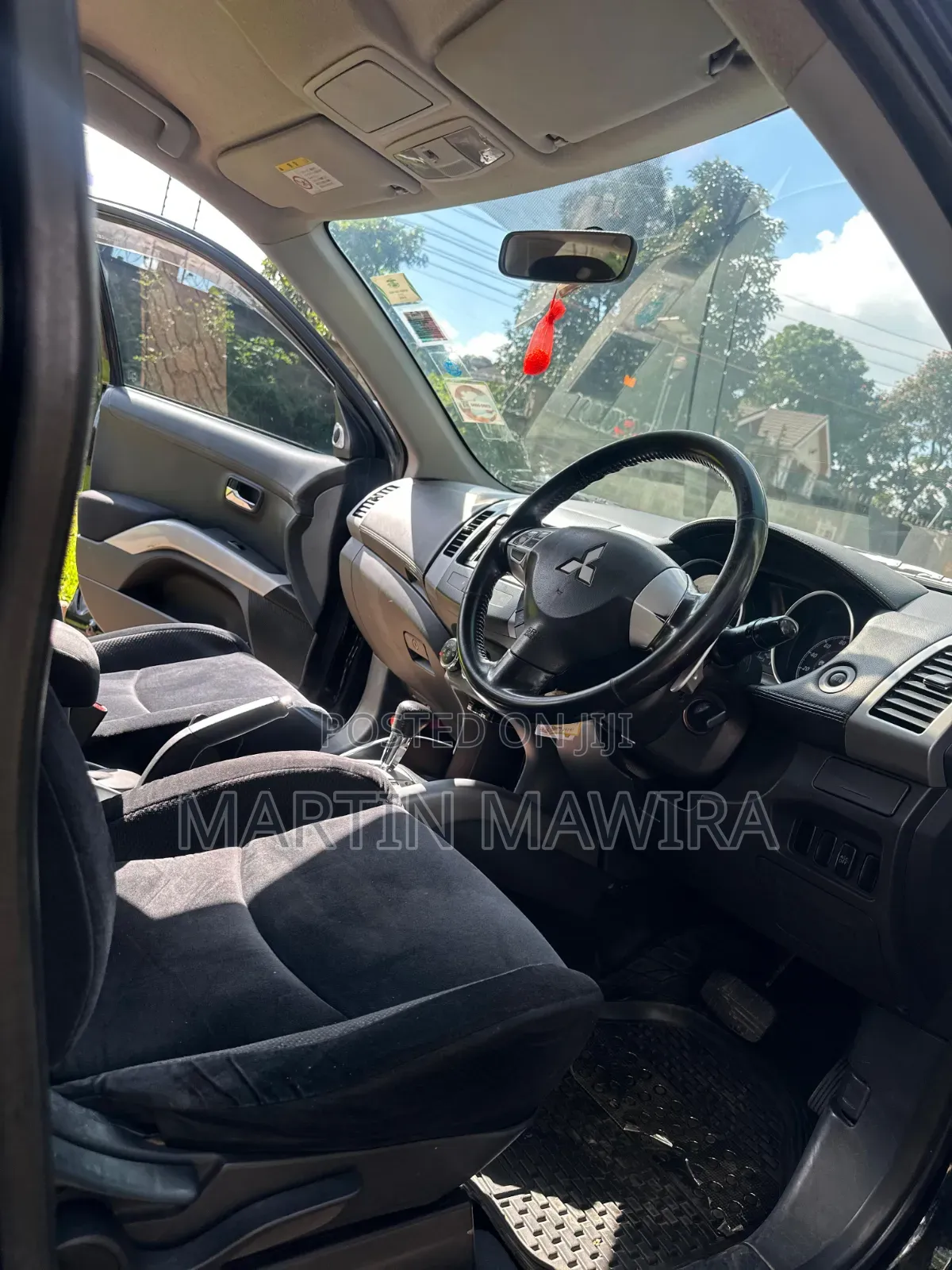 Mitsubishi Outlander 2010 Black