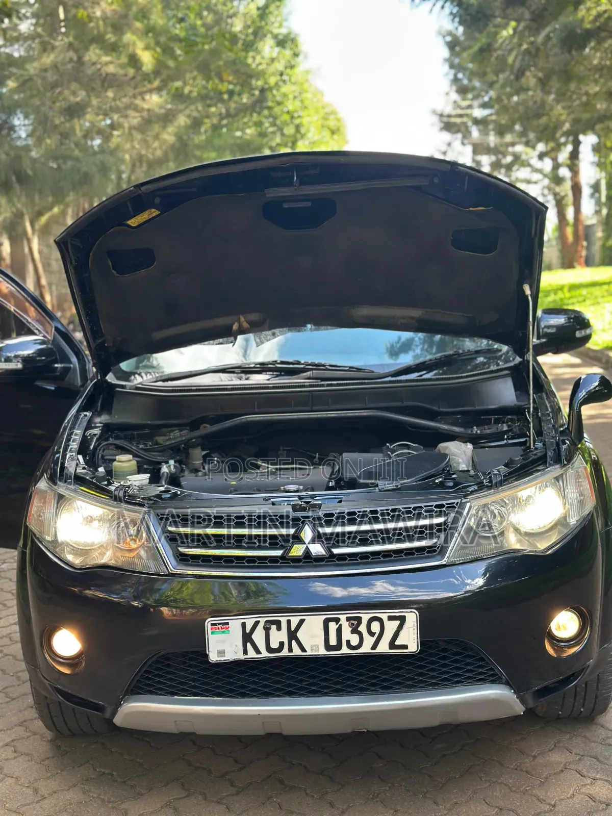 Mitsubishi Outlander 2010 Black