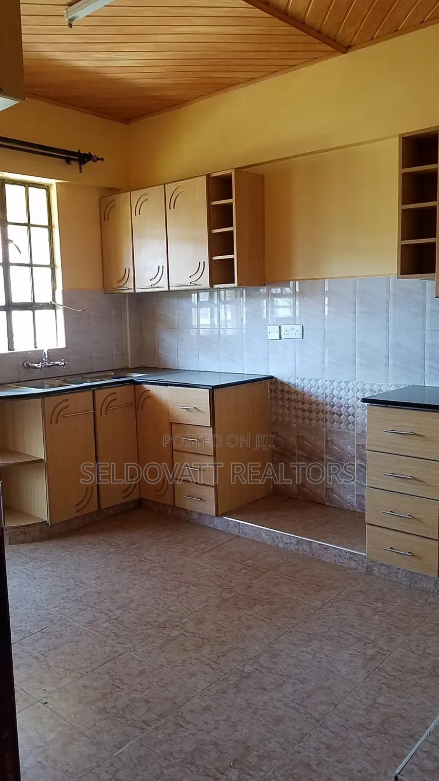 3bdrm Apartment in Naivasha Road, Riruta for rent
