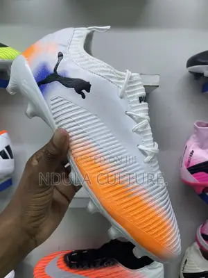 High Quality Football Boots
