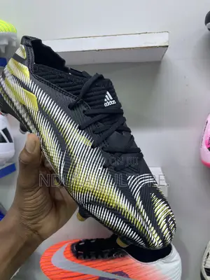 High Quality Football Boots