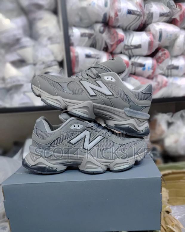Newbalance 9060 Gray Unisex - thumbnail 2