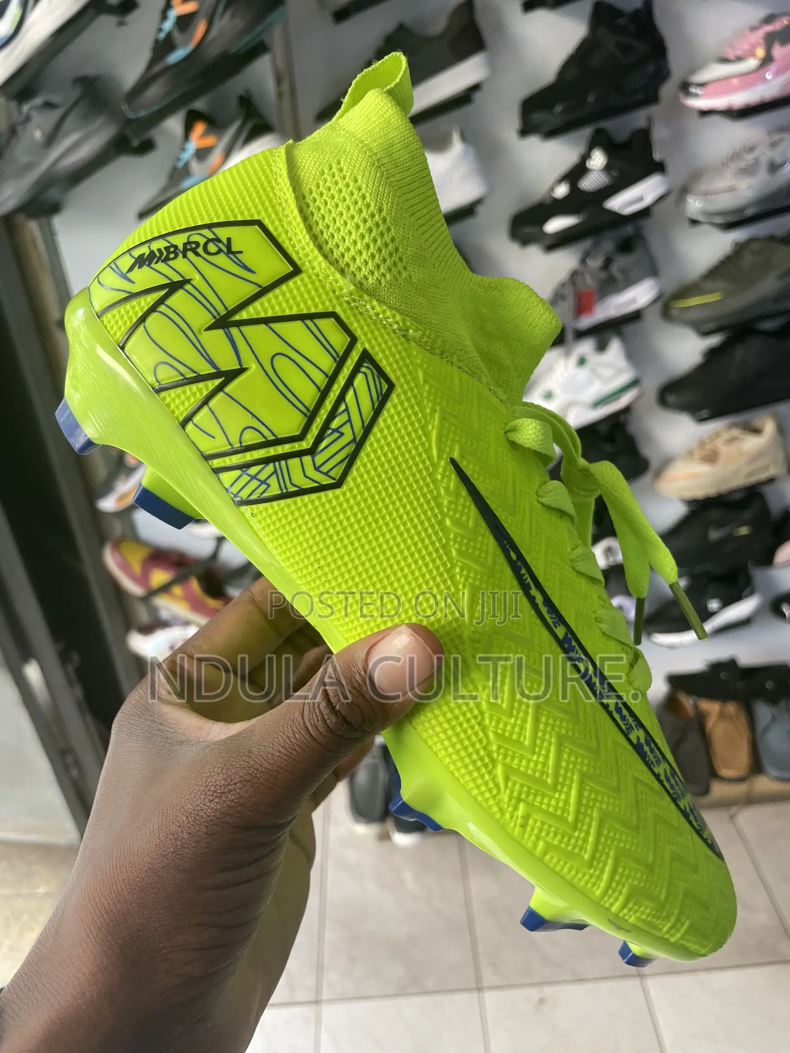 High Quality Football Boots