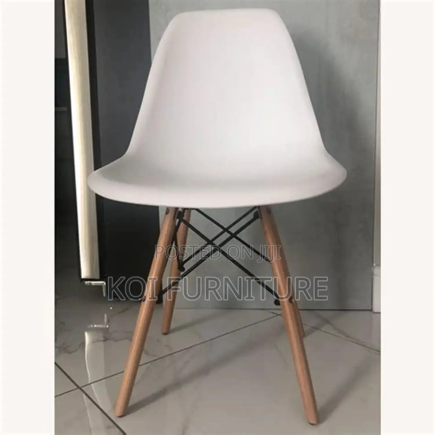 Dining Chairs; Modern Eames Biopee Armless Dining Chairs