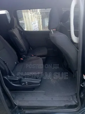 Toyota Voxy SV Premium 2014 Green