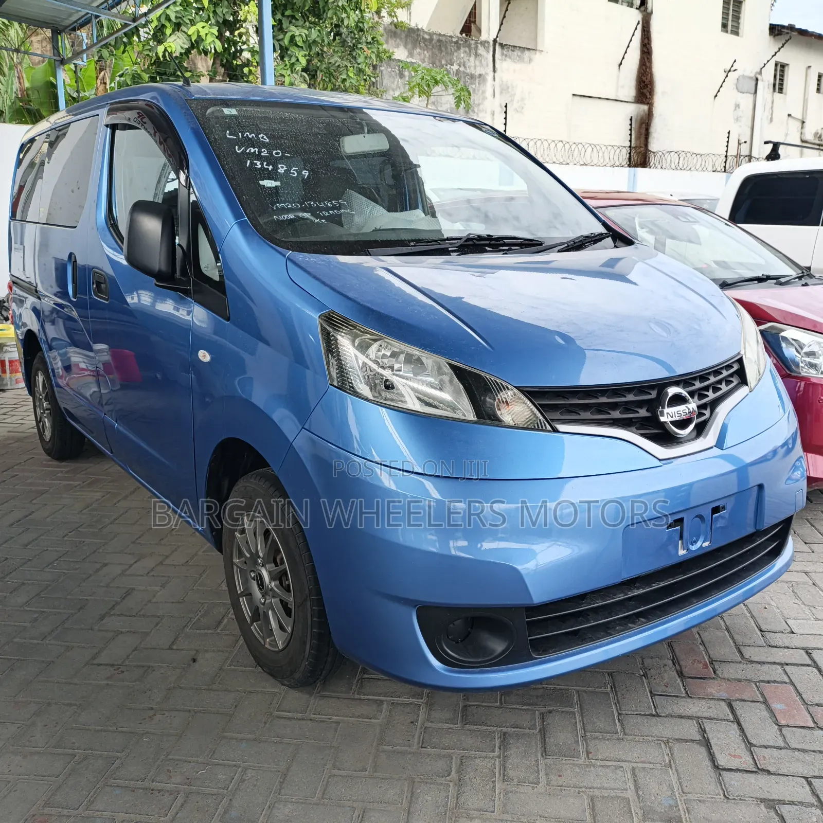 Nissan NV200 2019 Blue