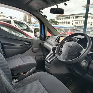 Nissan NV200 2019 Blue
