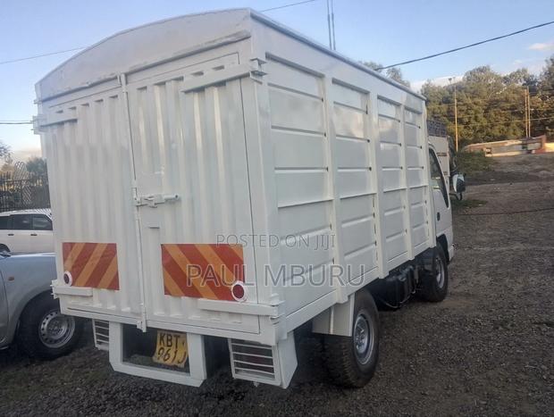 Isuzu Nhr. - thumbnail 5