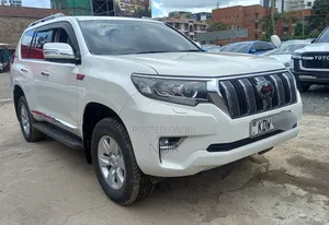 Toyota Land Cruiser Prado 2021 White