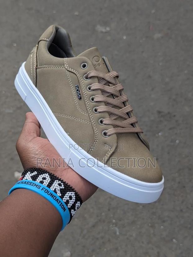 New Boss Casuals
Beige and Black