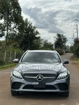 Mercedes-Benz C180 2019 Gray