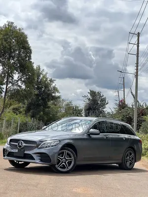 Mercedes-Benz C180 2019 Gray