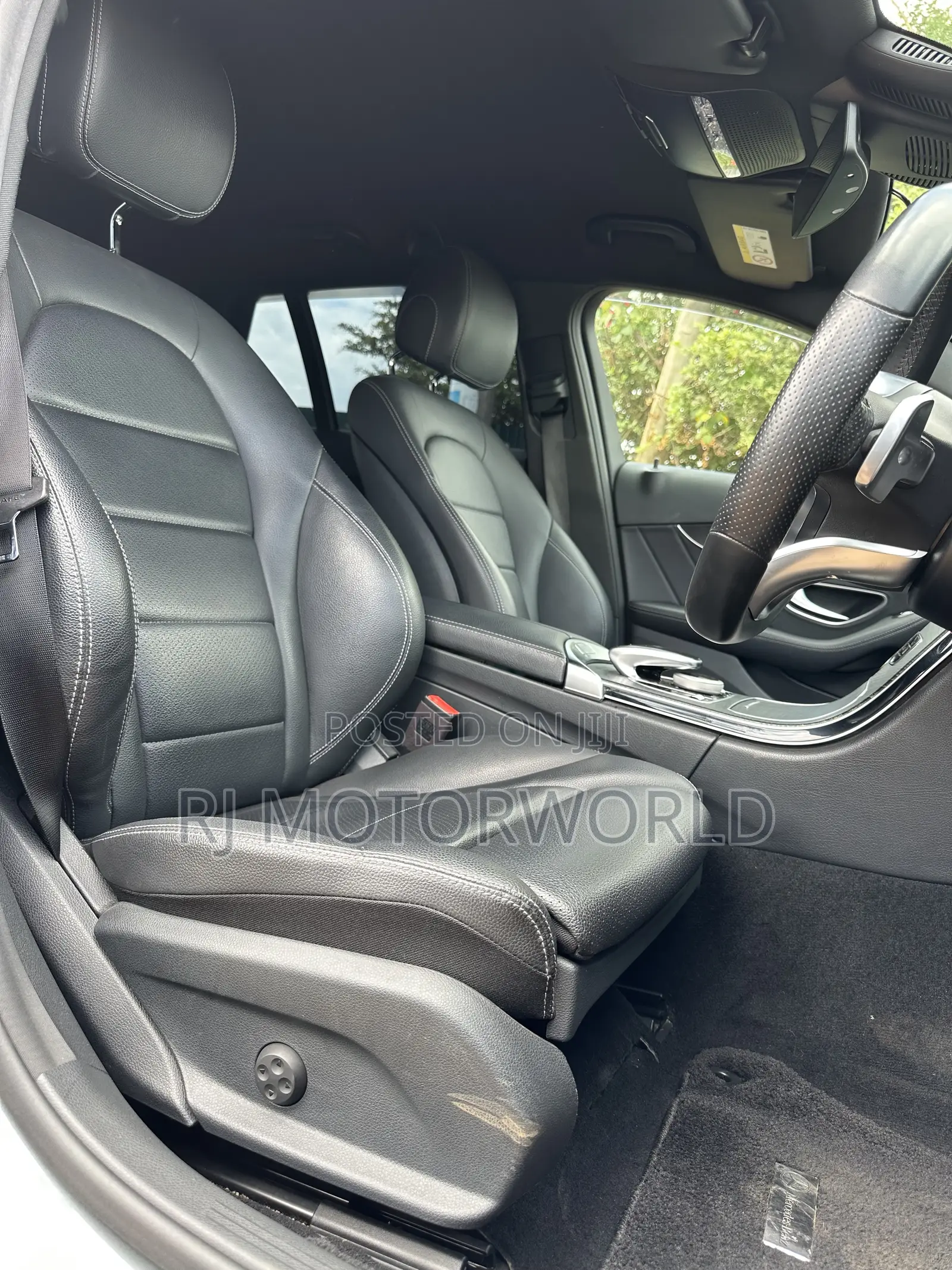 Mercedes-Benz C180 2019 Gray