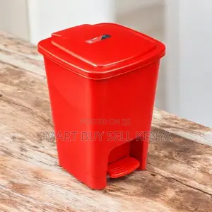 Bright Color Clean Handling 30l Hard Plastic Step Pedal Waste Bin