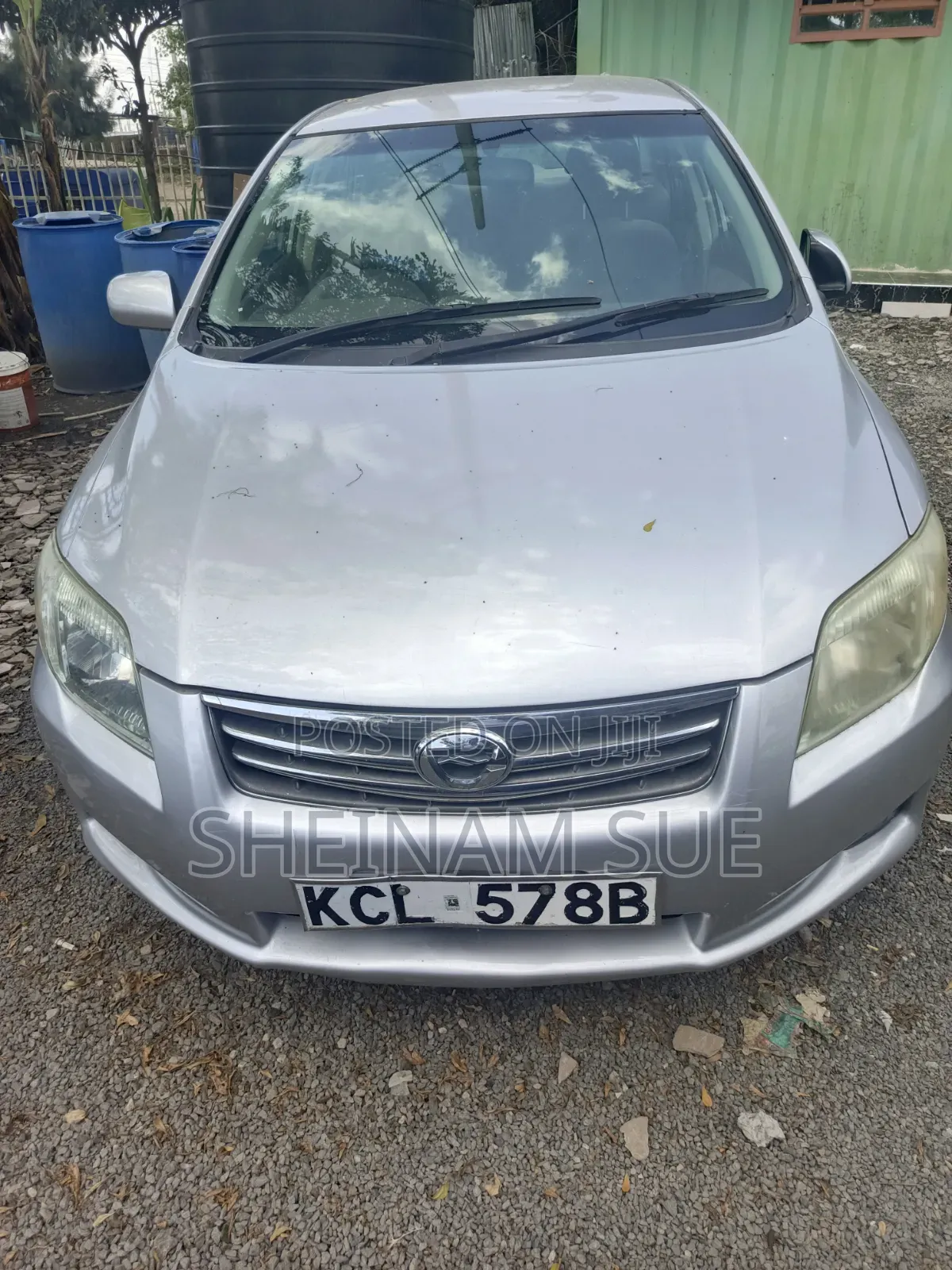 Toyota Axio 2010 Silver