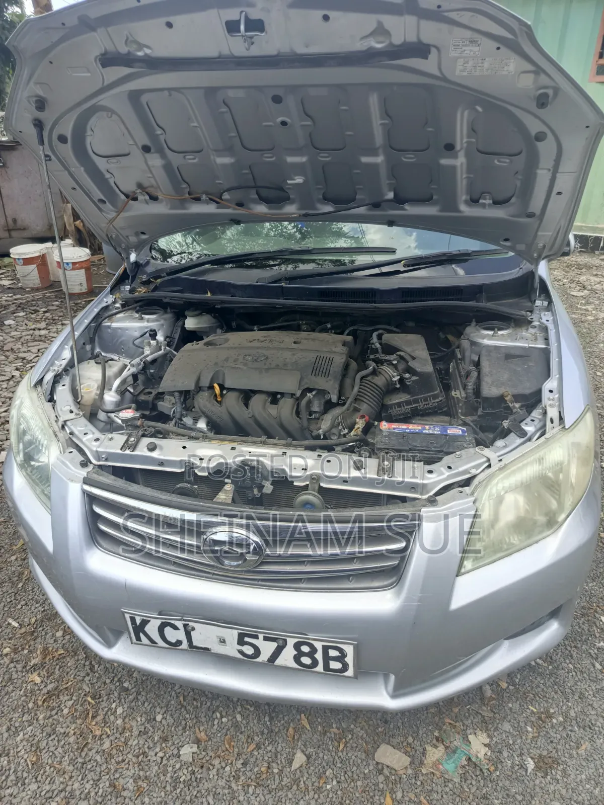 Toyota Axio 2010 Silver