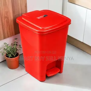 Functional Style Efficient Design 30l Hard Plastic Step Pedal Dust Bin