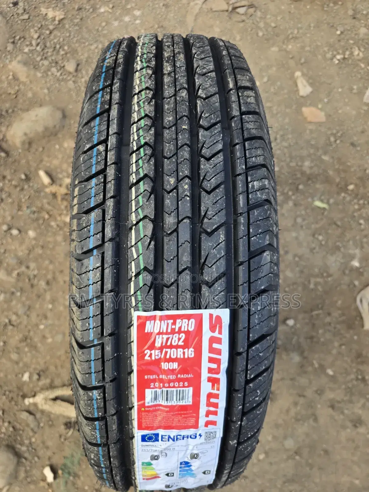 215 /70 R16 Sunfull Tires (Highway Terrein)