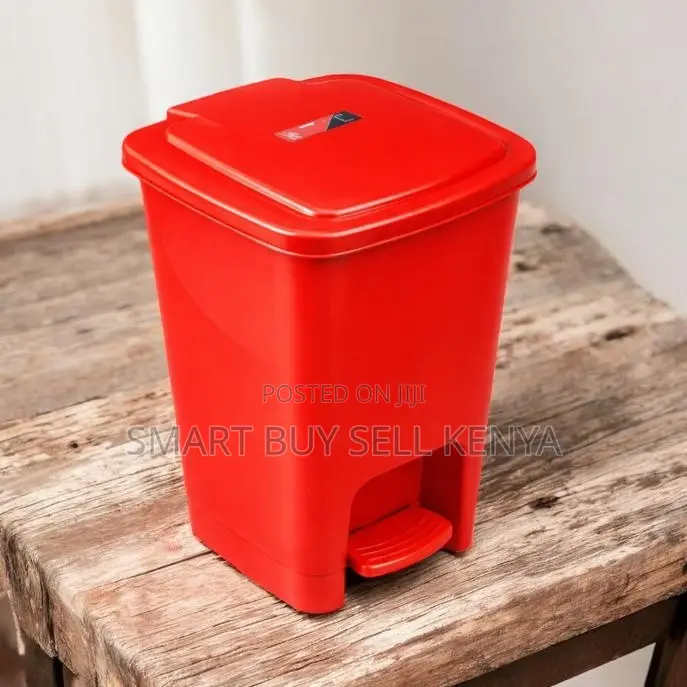 Waterproof Surface Compact Shape 30l Hard Plastic Step Pedal Waste Bin