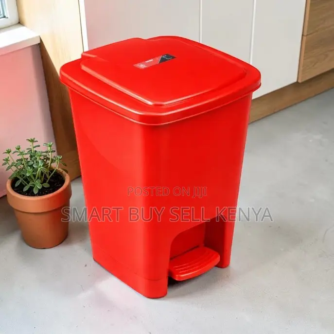 Safe Handling Reliable Quality 30l Hard Plastic Step Pedal Waste Bin