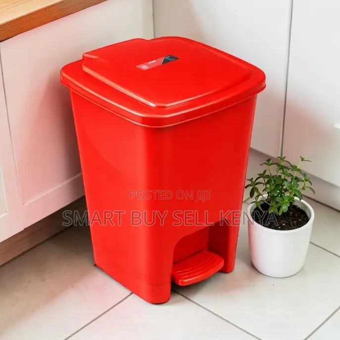 Comfortable Use Easy Mobility 30l Hard Plastic Step Pedal Waste Bin