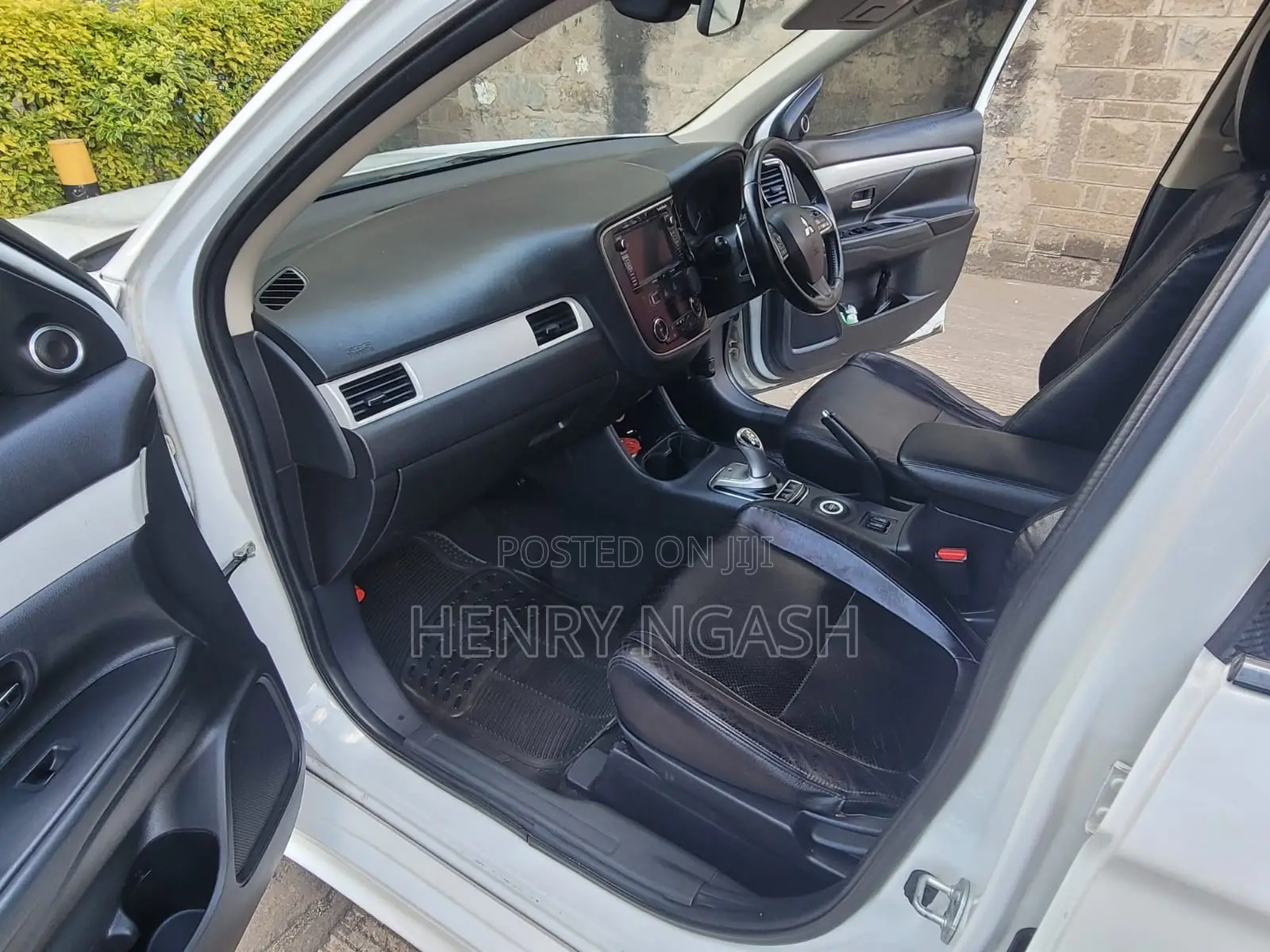 Mitsubishi Outlander 2014 White