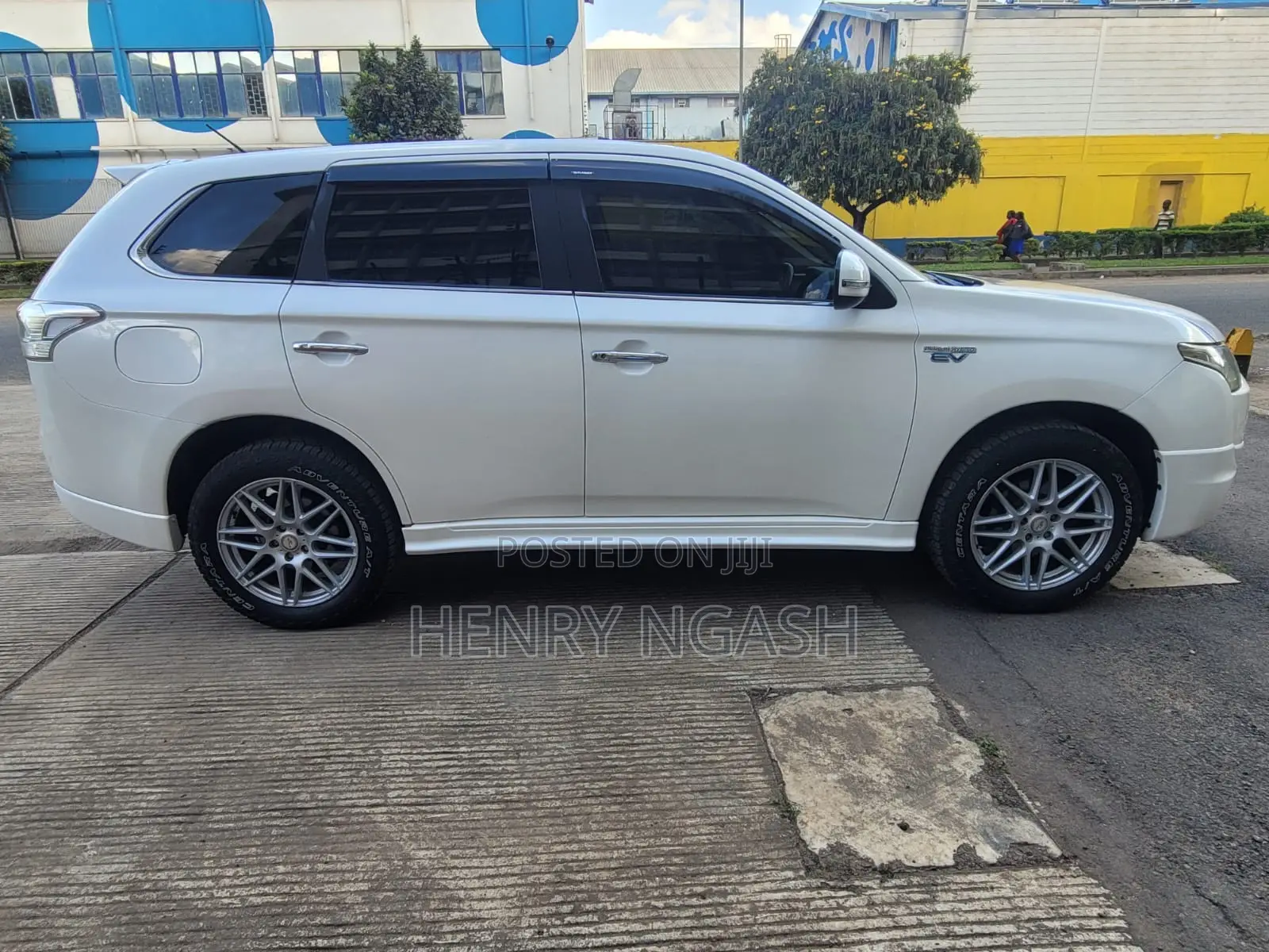 Mitsubishi Outlander 2014 White