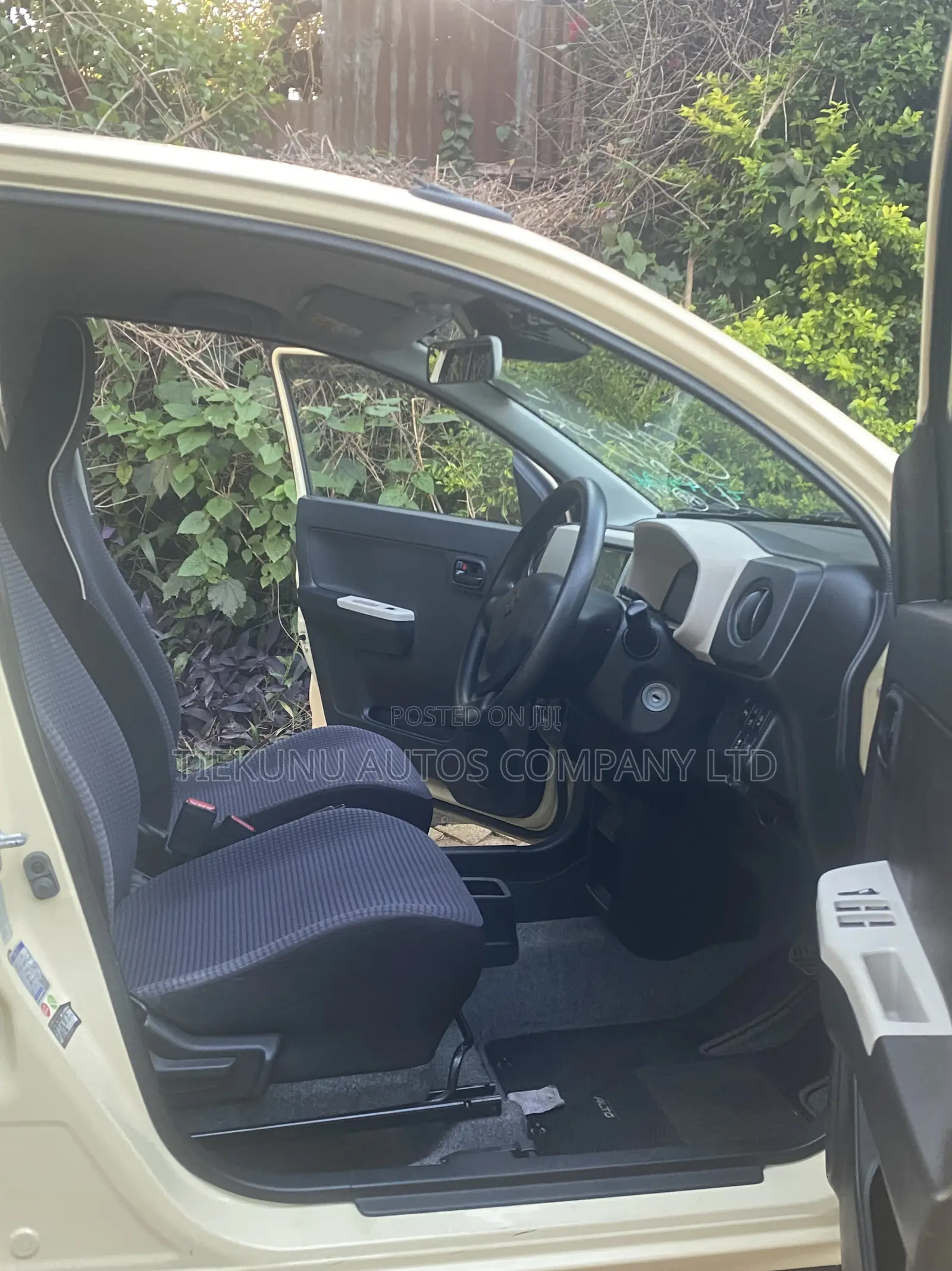 Suzuki Alto 660cc FWD 2019 Beige