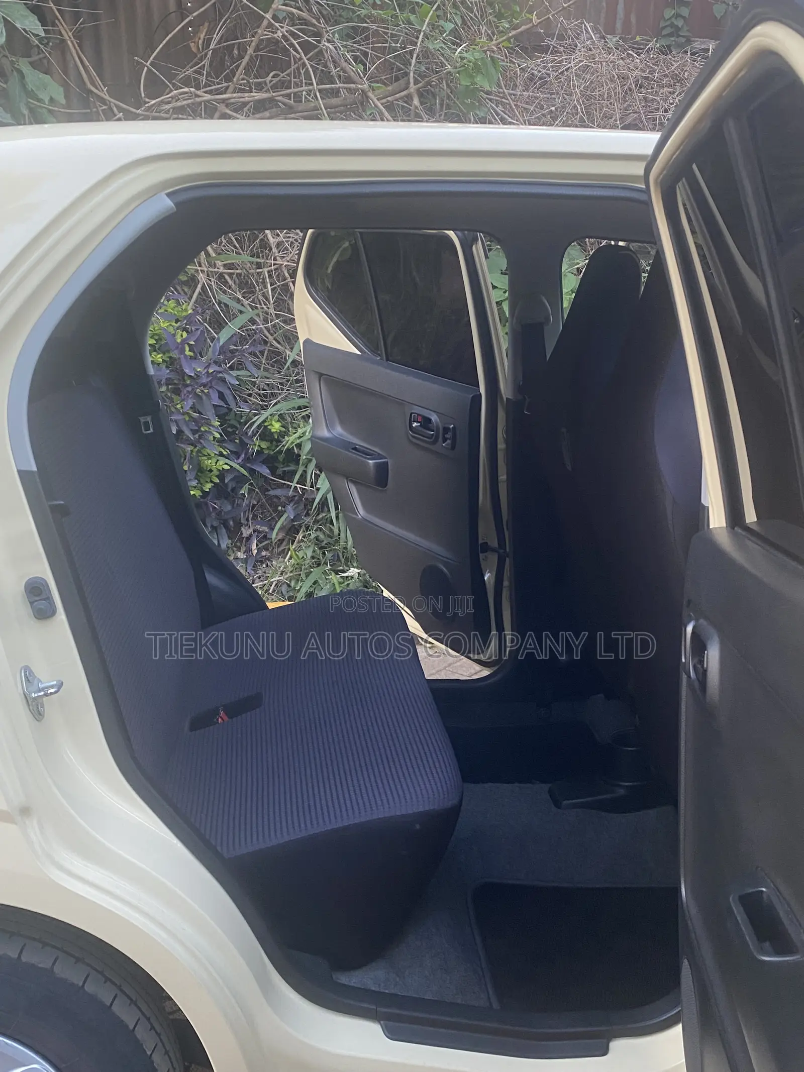 Suzuki Alto 660cc FWD 2019 Beige