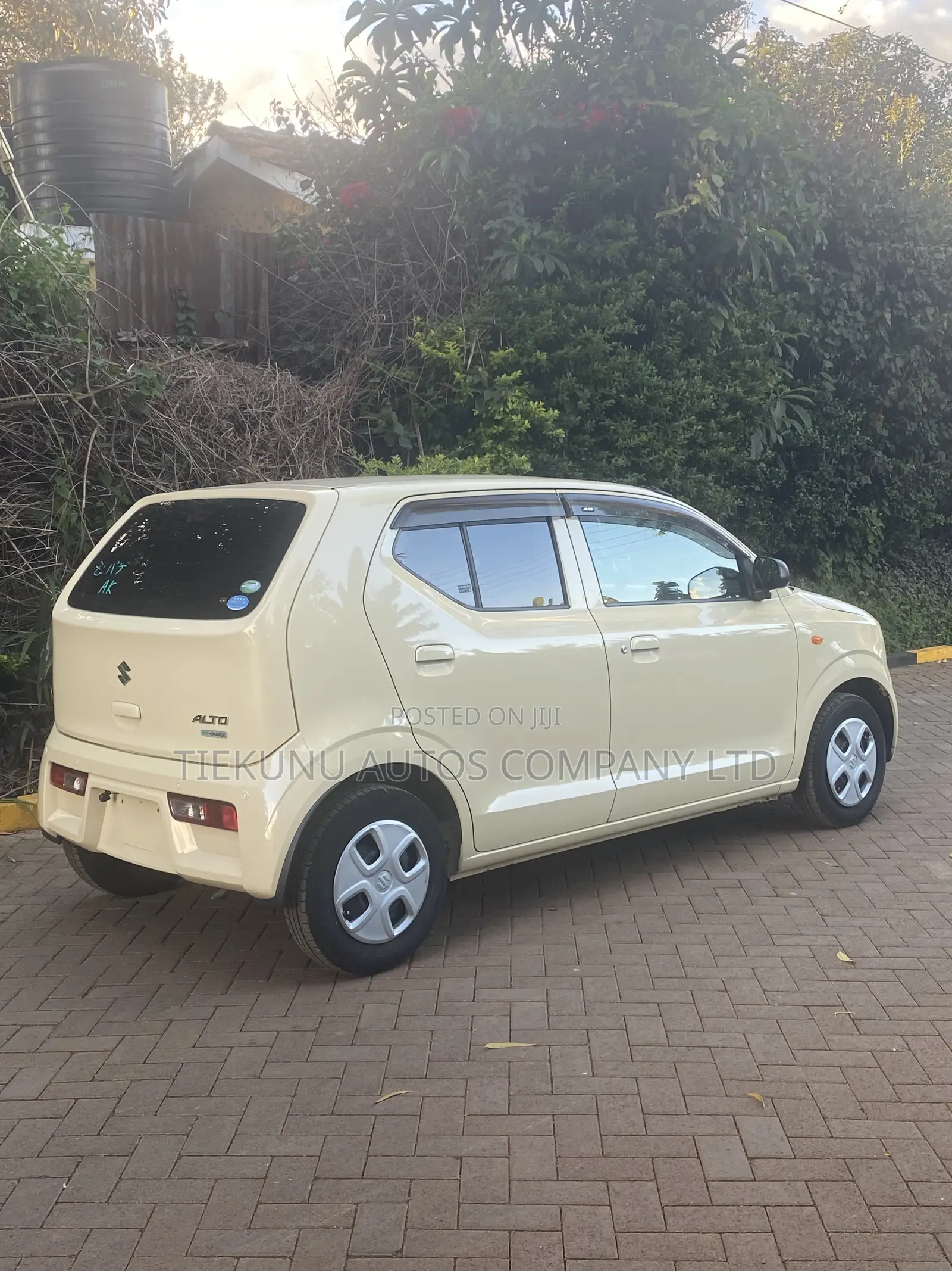 Suzuki Alto 660cc FWD 2019 Beige
