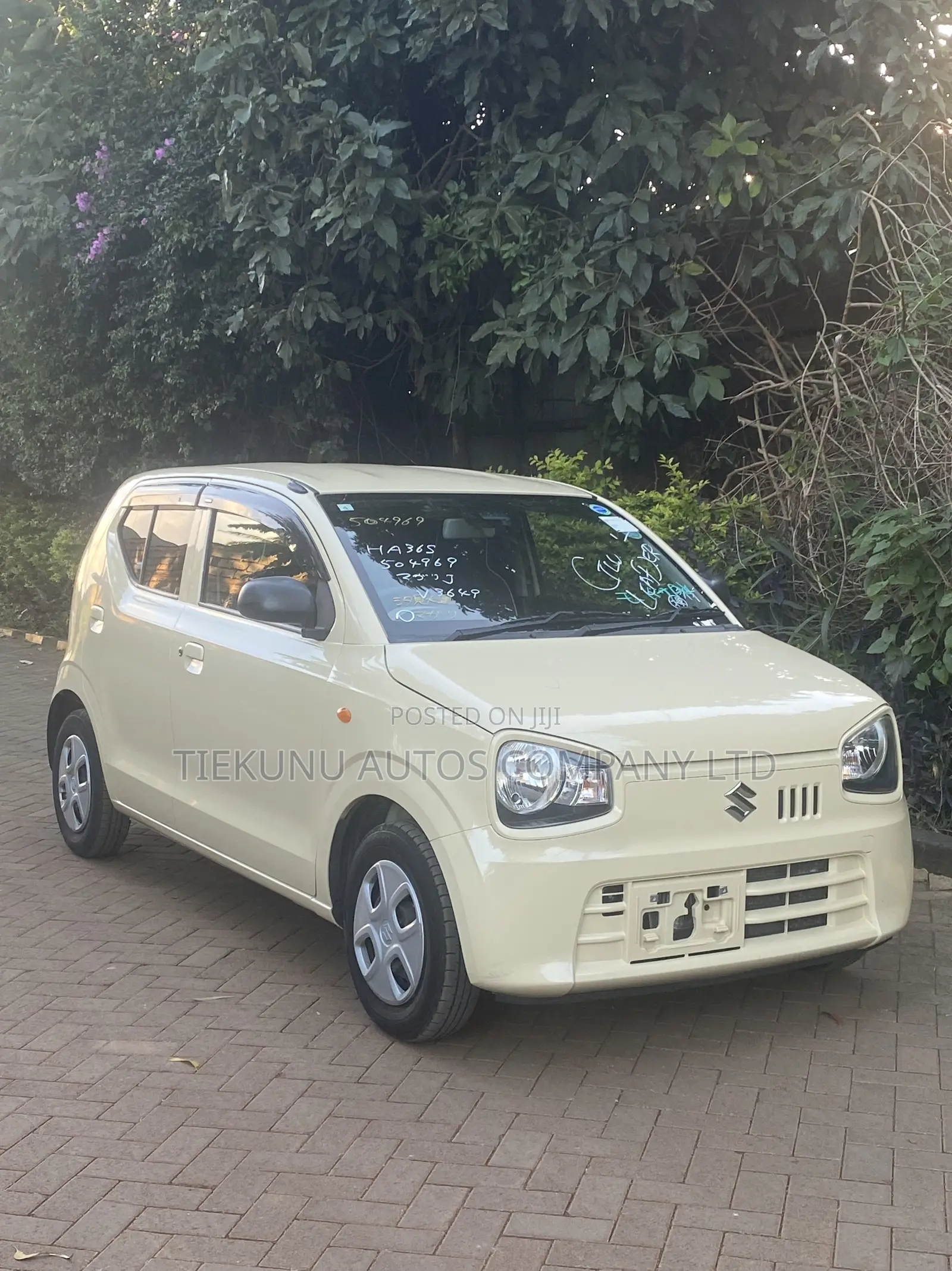 Suzuki Alto 660cc FWD 2019 Beige