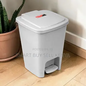 Indoor Suitable Thick Plastic 30l Hard Plastic Step Pedal Waste Bin