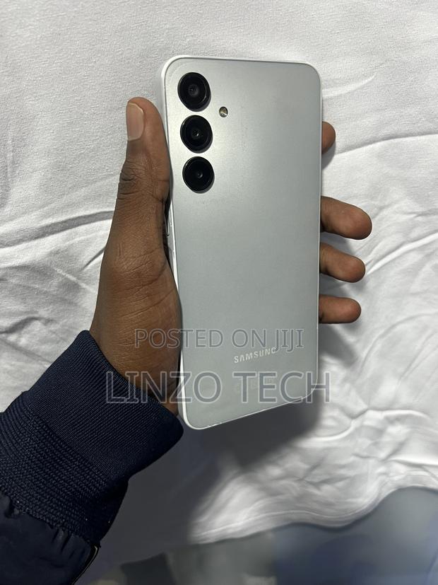 Samsung Galaxy A16 256 GB White