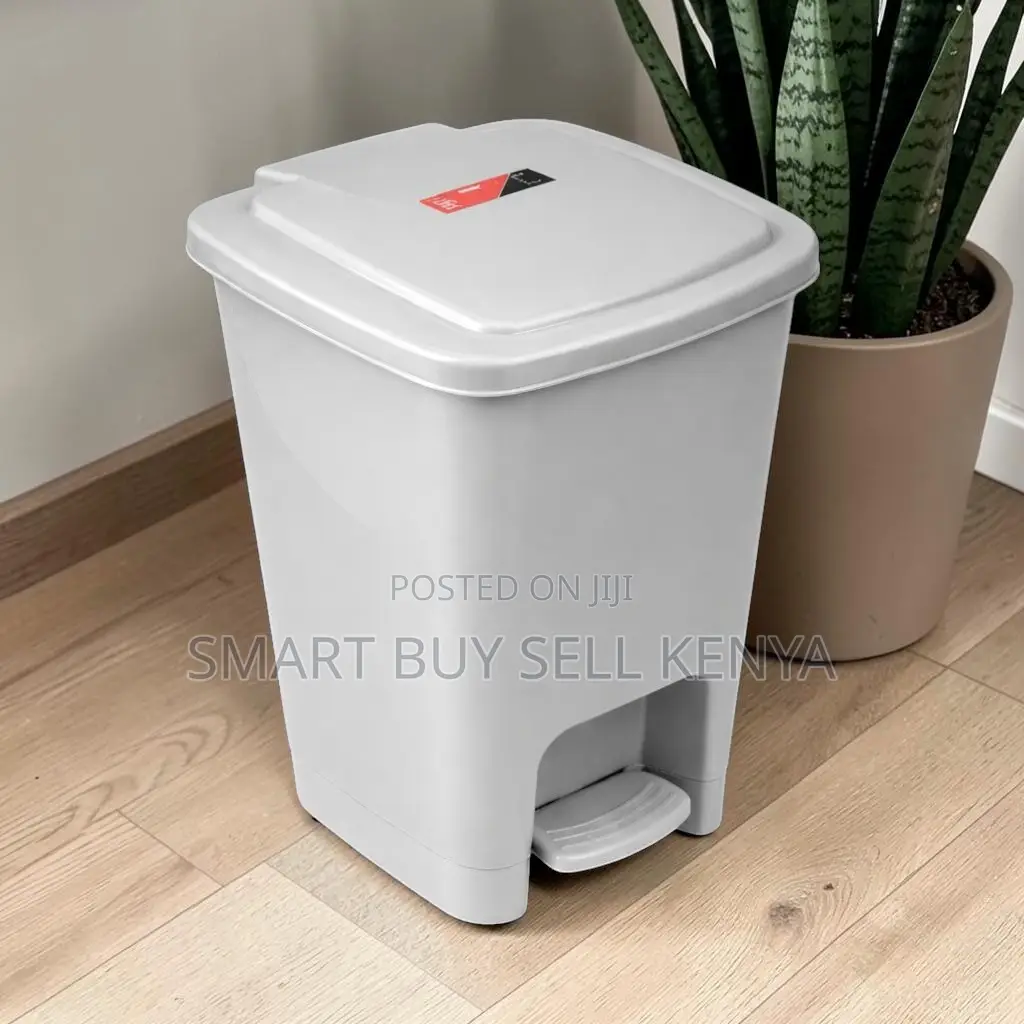 Silent Closing Safe Handling 30l Hard Plastic Step Pedal Waste Bin