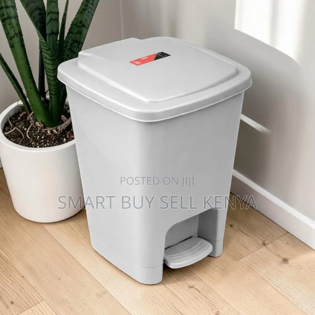 Odor Control Comfortable Use 30l Hard Plastic Step Pedal Waste Bin
