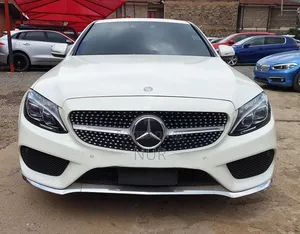 Mercedes-Benz C250 2015 White