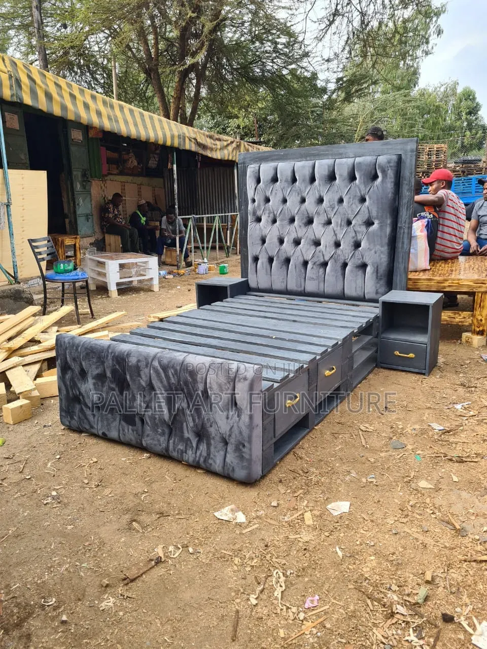 Pallet Chester Bed