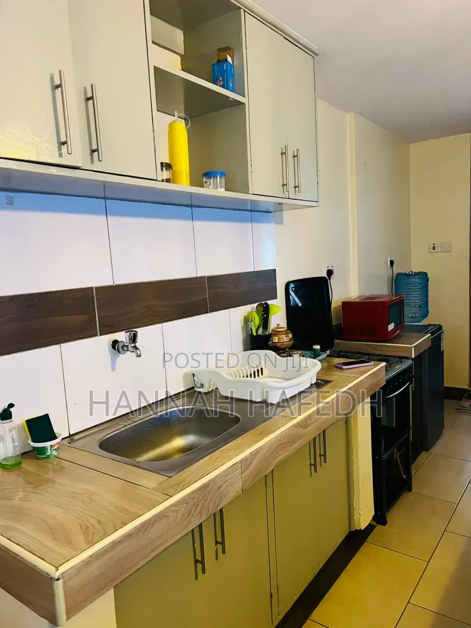 Luxe One Bedroom Airbnb in Kamakis