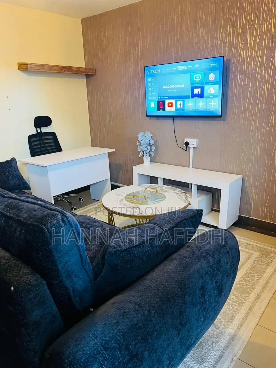 Luxe One Bedroom Airbnb in Kamakis