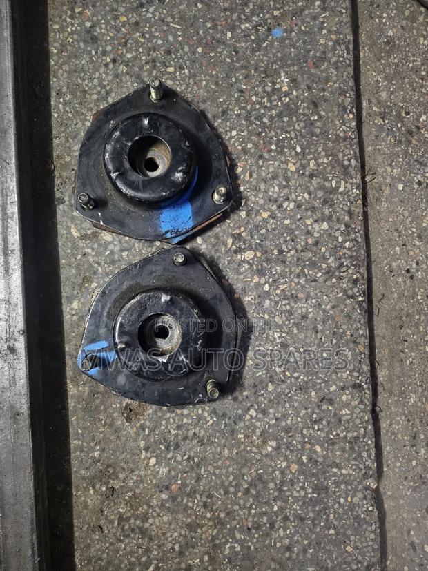 X Trail T30 Front Shock Mountain and Bearing - thumbnail 2