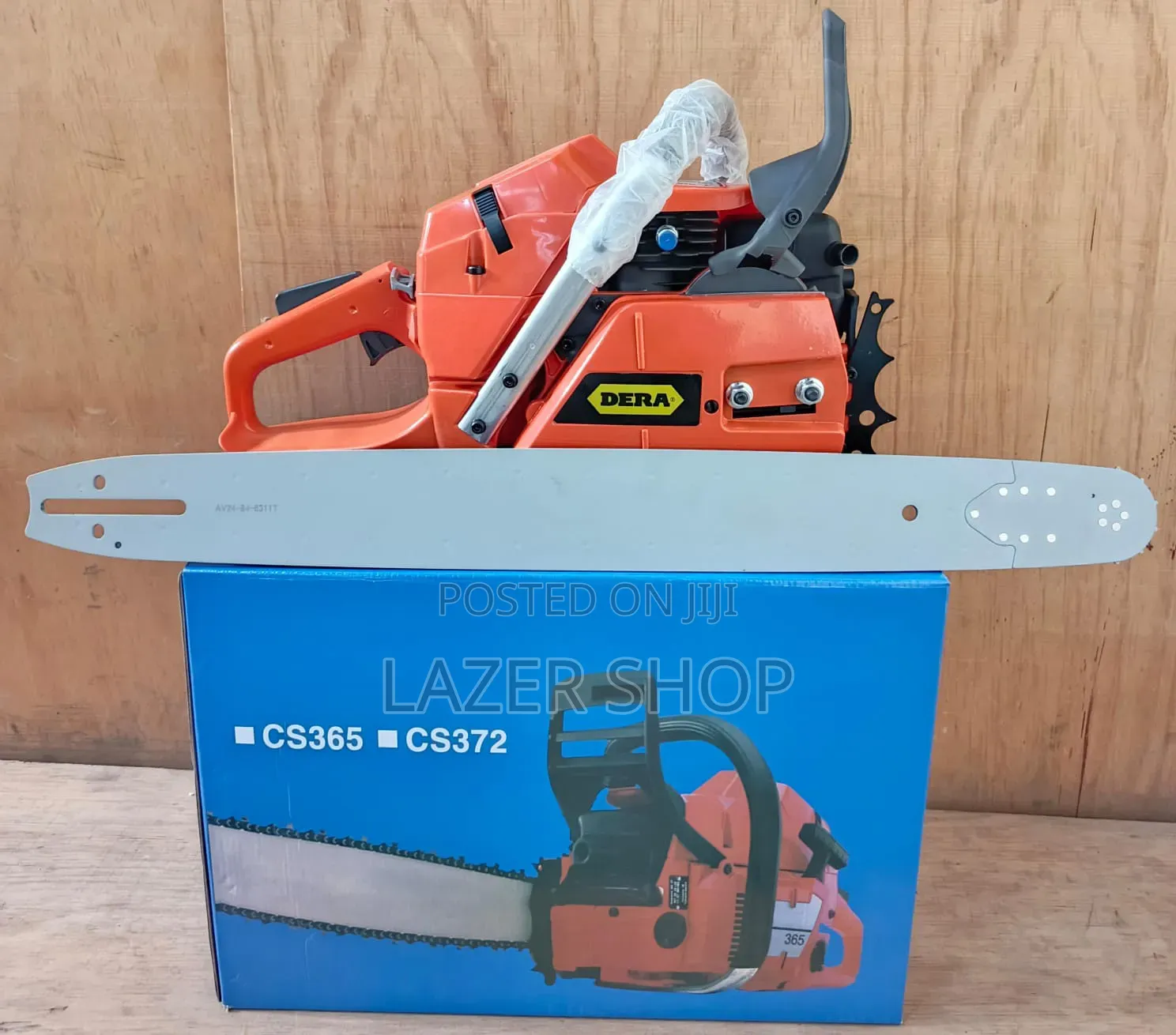 Dera Chainsaw