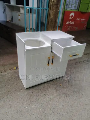 Kitchen Cabinet