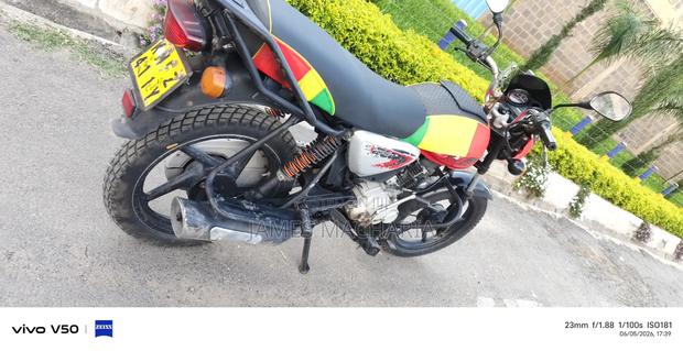 Bajaj Boxer 150 UG 2025 Red - thumbnail 3
