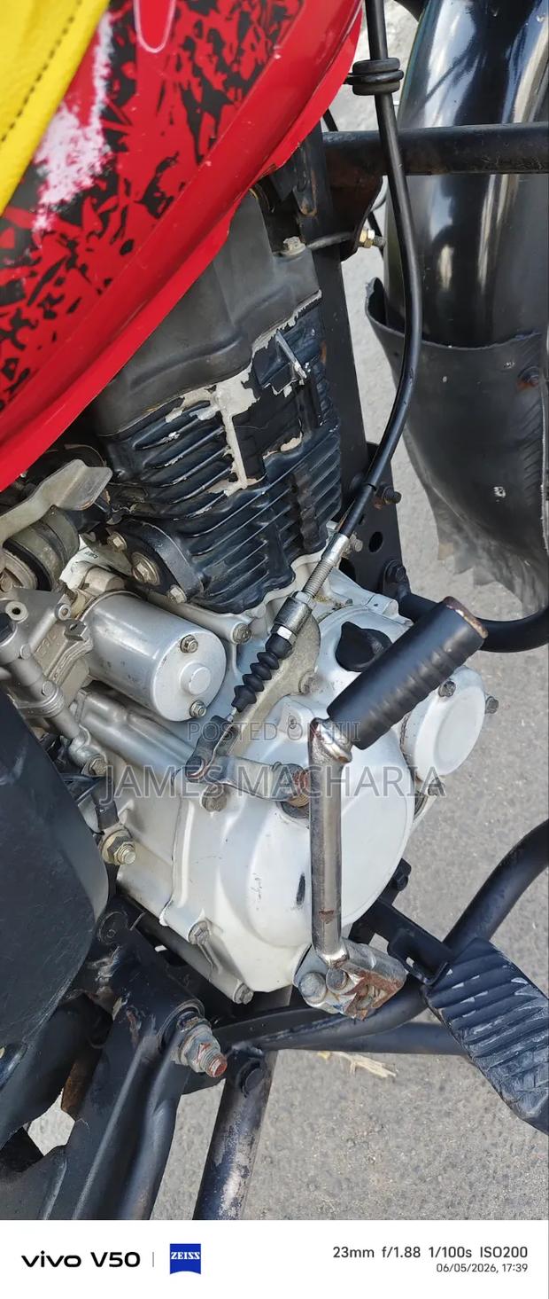 Bajaj Boxer 150 UG 2025 Red - thumbnail 7