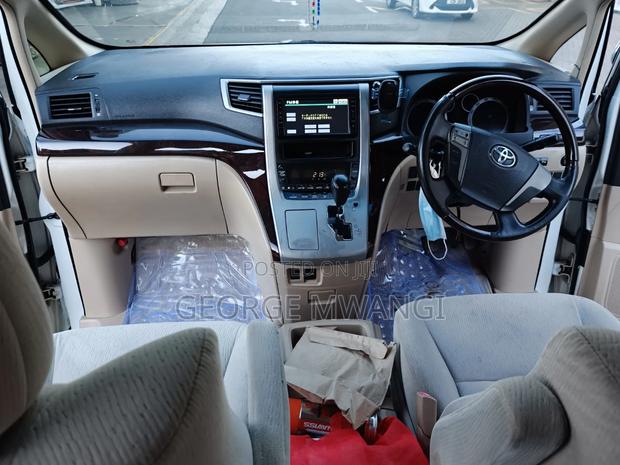 Toyota Vellfire 2012 White - thumbnail 5