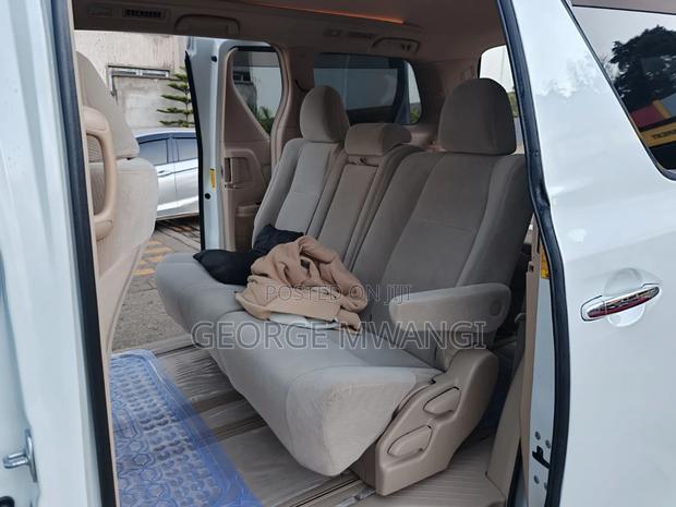 Toyota Vellfire 2012 White - thumbnail 8