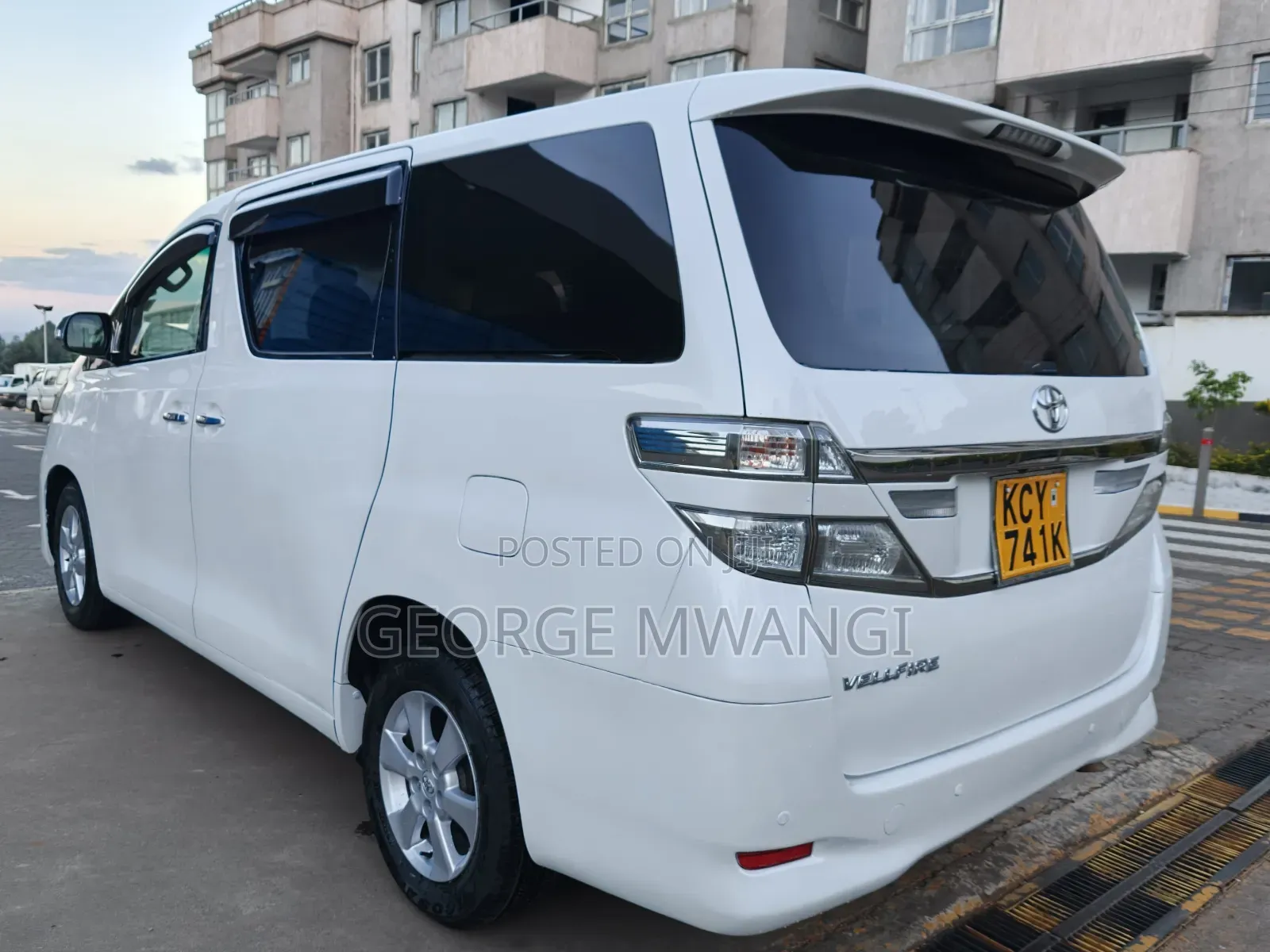 Toyota Vellfire 2012 White