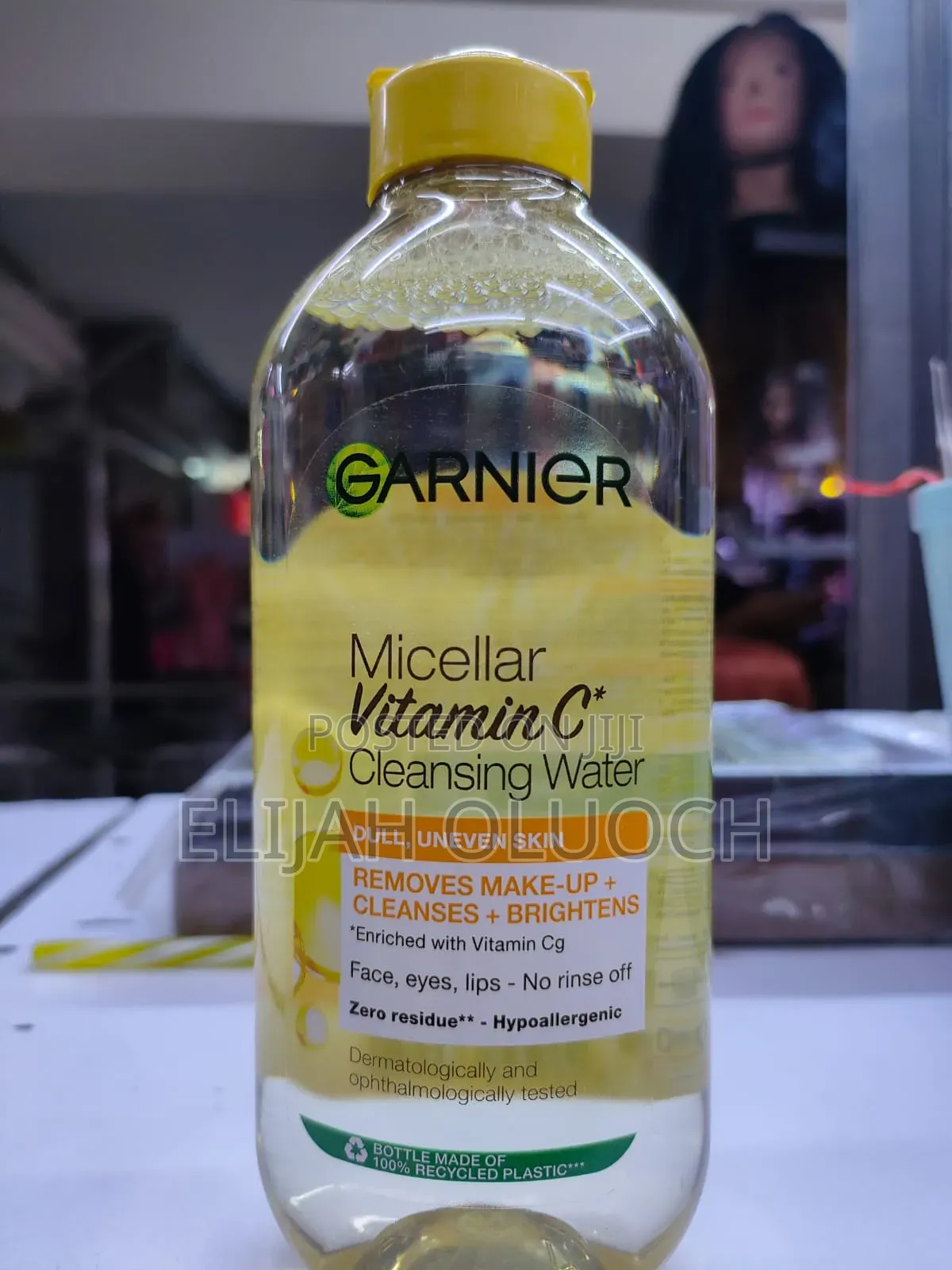 400ml Garnier Micellar Vitamin C Cleansing Water.