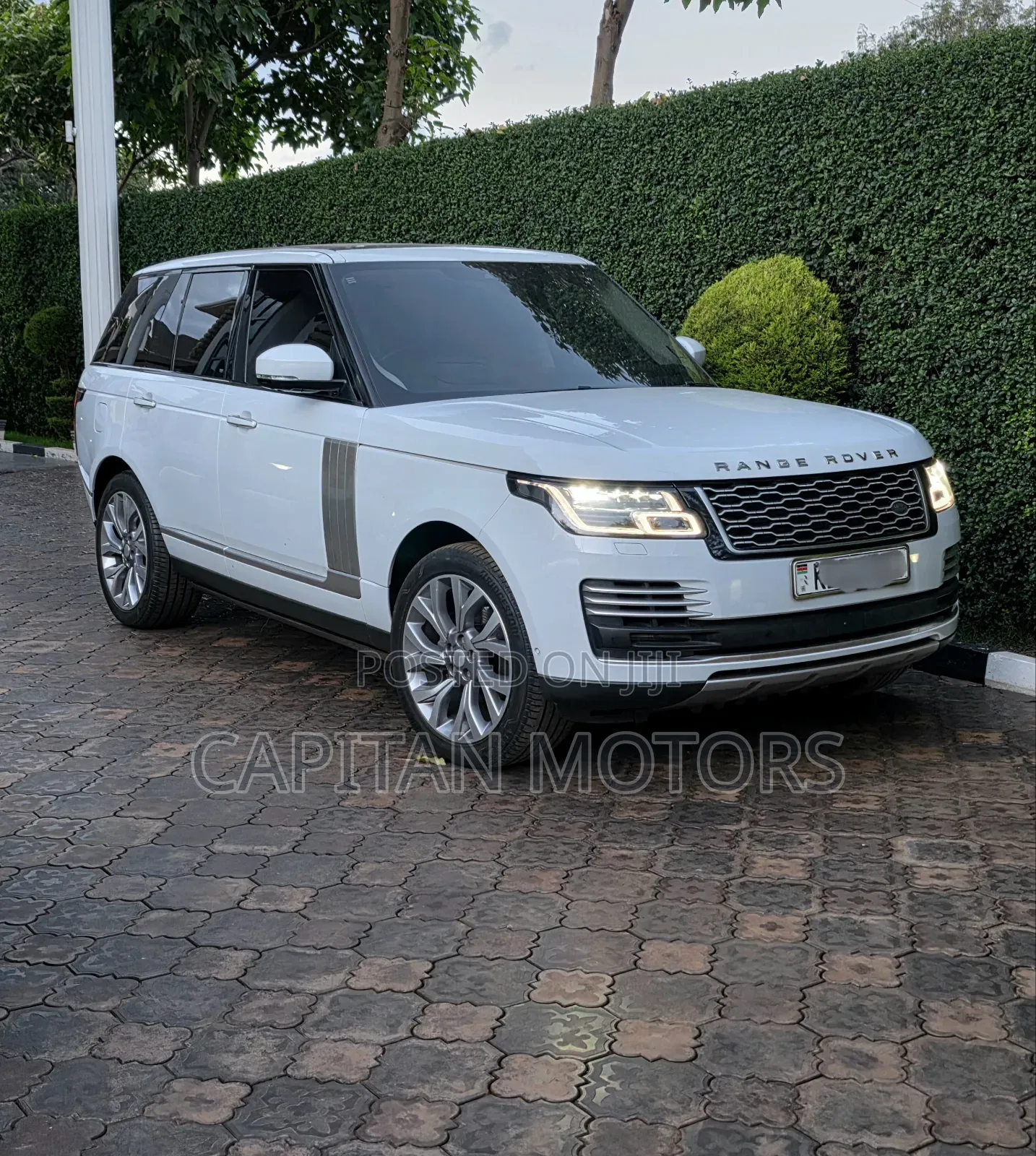 Land Rover Range Rover Vogue 2018 Pearl